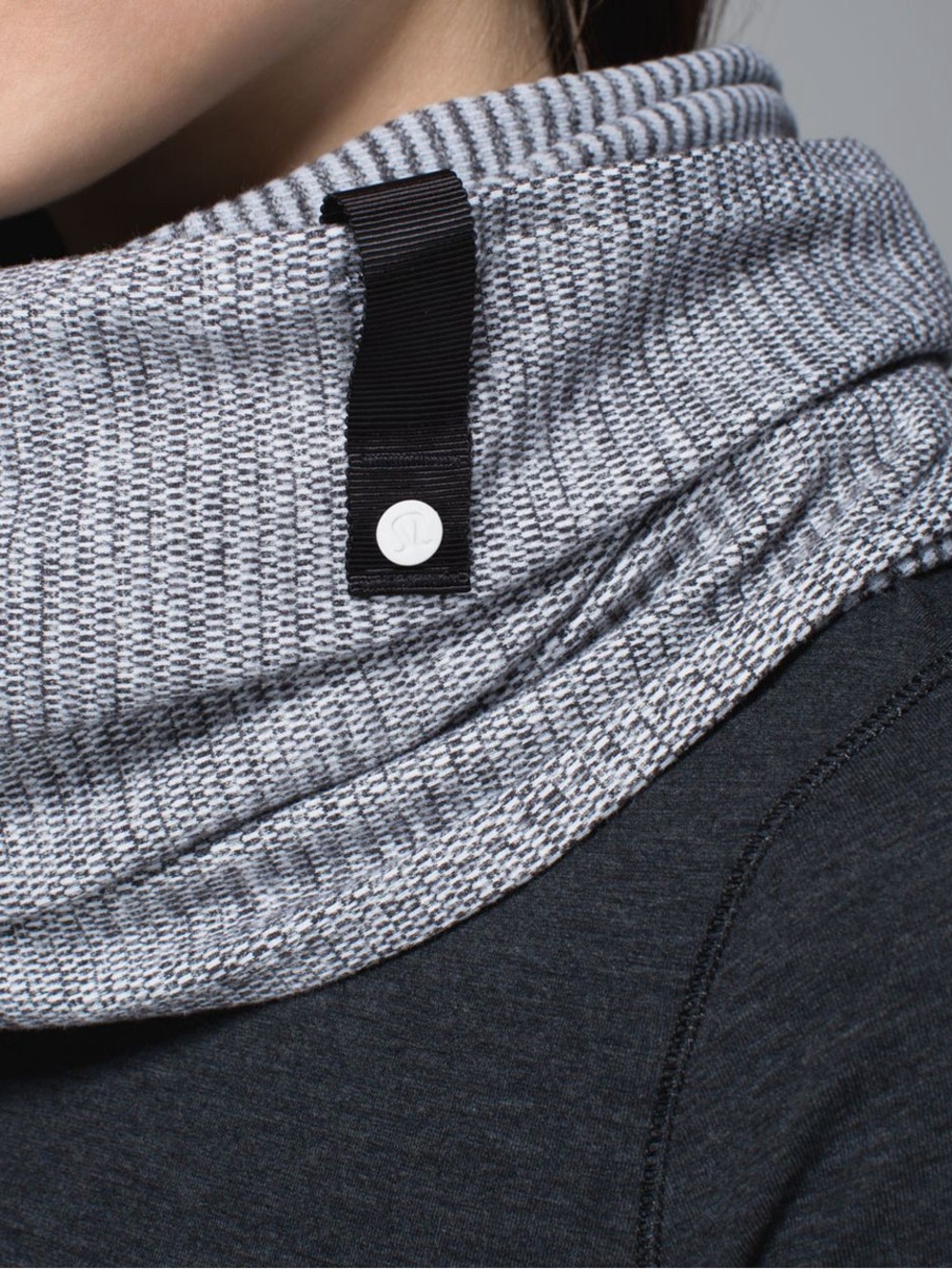 Lululemon Vinyasa Scarf *Rulu
Mini Check Pique White Heathered Black